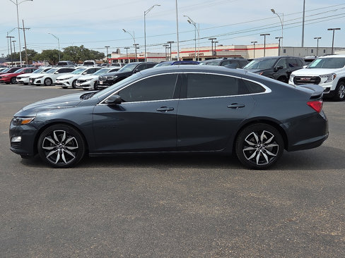 Used 2020 Chevrolet Malibu RS image 2