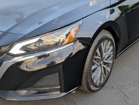 Used 2024 Nissan Altima 2.5 SV image 9