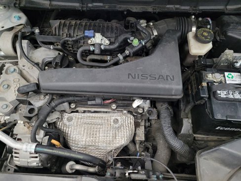 Used 2018 Nissan Rogue SV image 30