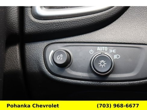 Used 2018 Chevrolet Trax LT w/ LT Convenience Package image 20