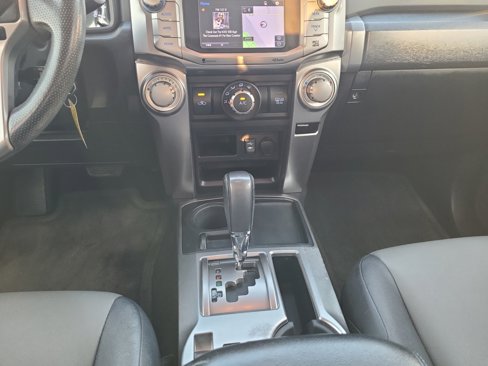 Used 2014 Toyota 4Runner SR5 image 22