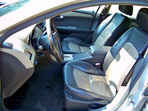 Used 2009 Chevrolet Malibu LTZ image 31