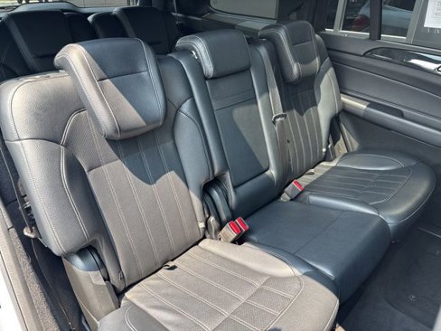 Certified 2018 Mercedes-Benz GLS 450 4MATIC image 36
