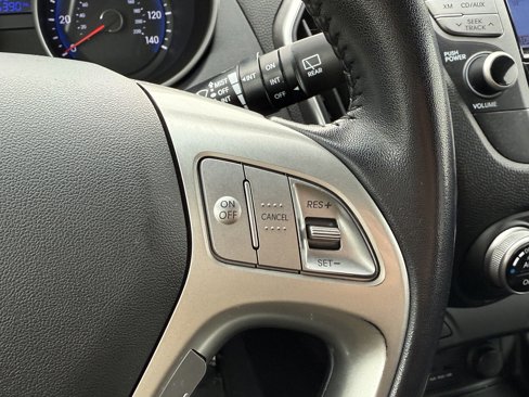 Used 2012 Hyundai Tucson Limited image 18