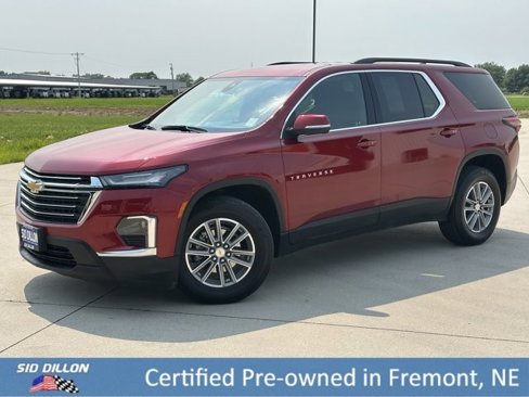Certified 2022 Chevrolet Traverse LT image 1