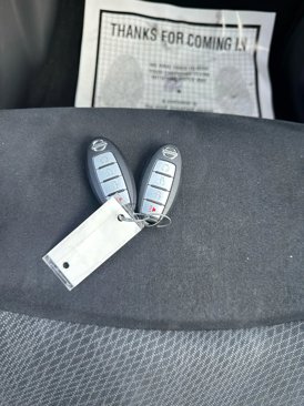 Used 2014 Nissan Pathfinder SV image 40