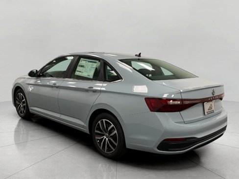 New 2025 Volkswagen Jetta SE image 6
