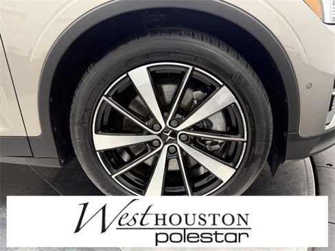 Certified 2022 Polestar Polestar 2 w/ Plus Package image 9