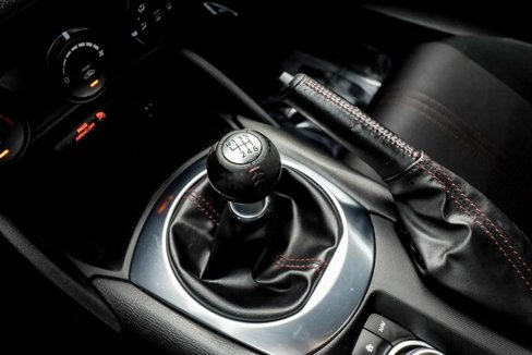 Used 2016 MAZDA MX-5 Miata Club image 9