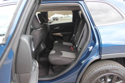 Used 2018 Jeep Cherokee Latitude image 31