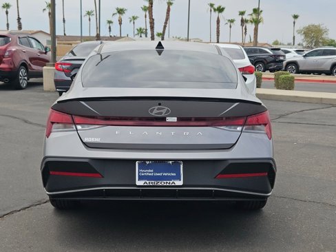 Certified 2025 Hyundai Elantra Sport image 6