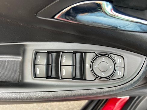Used 2018 Chevrolet Volt LT w/ LT Driver Confidence Package image 12
