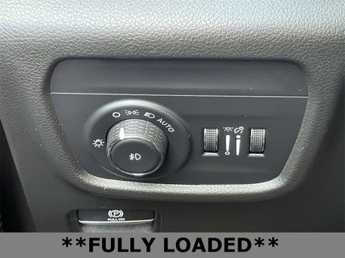 Used 2021 Jeep Grand Cherokee L Overland w/ Luxury Tech Group IV image 19
