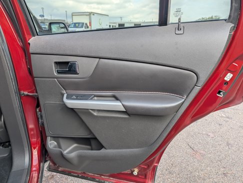 Used 2014 Ford Edge SEL w/ Equipment Group 205A image 34
