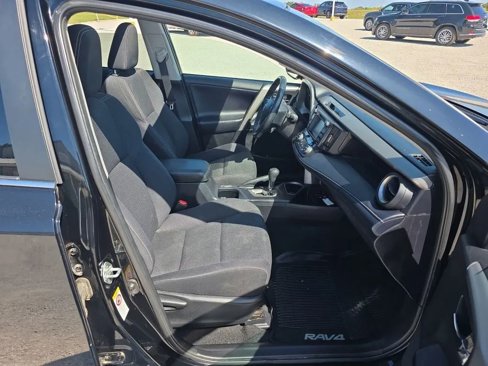 Used 2018 Toyota RAV4 XLE w/ Plus Extra Value Package image 10
