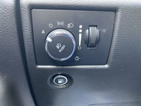Used 2021 Jeep Grand Cherokee Laredo X image 25