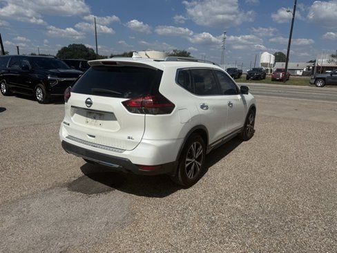 Used 2018 Nissan Rogue SL image 5