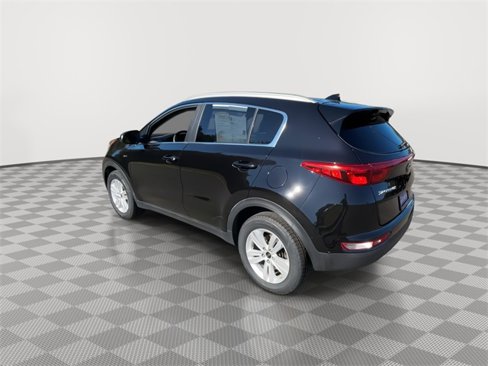 Used 2018 Kia Sportage LX w/ LX Popular Package image 7