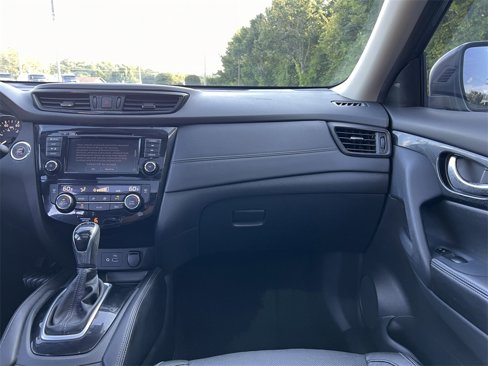 Used 2019 Nissan Rogue SL w/ Premium Package image 24