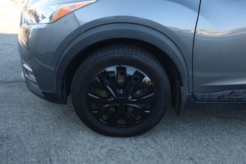 Used 2019 Nissan Kicks S w/ Exterior Package image 11