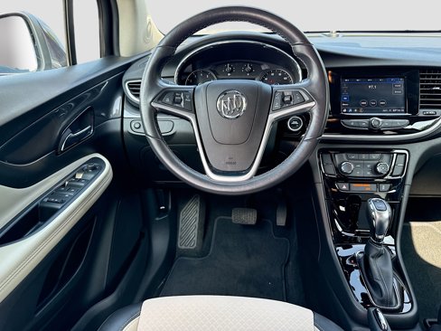 Certified 2022 Buick Encore Preferred w/ Safety Package image 20