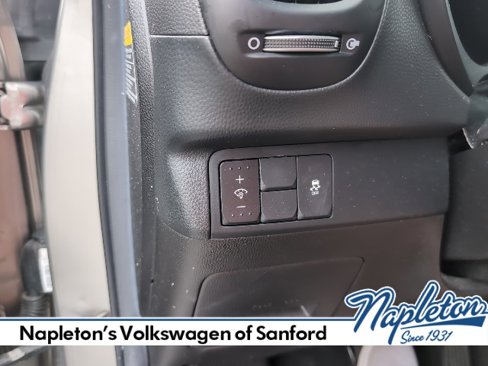 Used 2015 Kia Soul + image 17