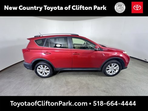 Used 2015 Toyota RAV4 Limited image 2
