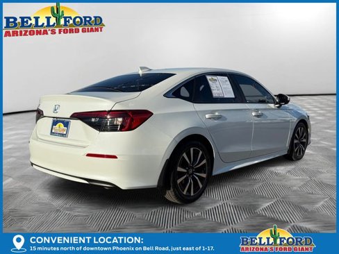 Used 2023 Honda Civic EX image 3