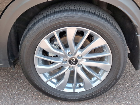 Certified 2024 INFINITI QX50 Luxe image 10