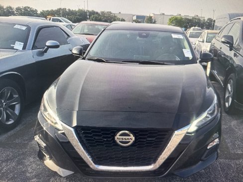 Used 2020 Nissan Altima 2.5 SR image 2