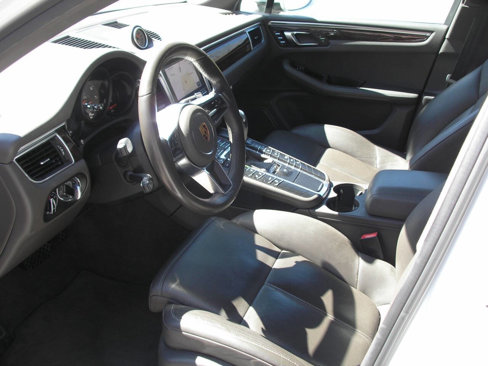 Used 2017 Porsche Macan image 3