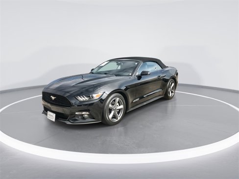 Used 2015 Ford Mustang Convertible w/ Equipment Group 051A image 4