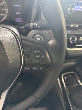 Used 2022 Toyota Corolla SE image 37
