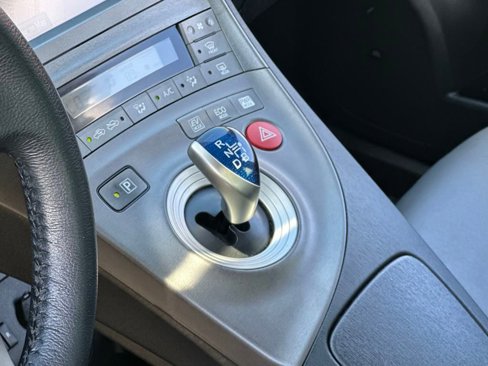 Used 2015 Toyota Prius Four image 18