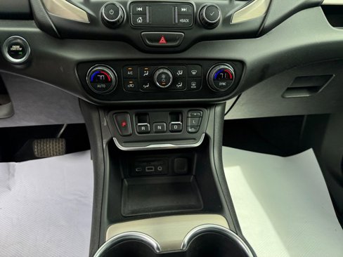 Used 2020 GMC Terrain Denali w/ Denali Premium Package image 21