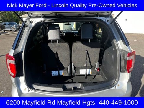 Used 2016 Ford Explorer XLT w/ Equipment Group 202A image 10