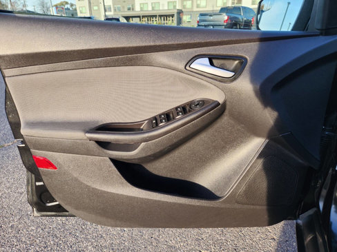 Used 2014 Ford Focus SE image 18