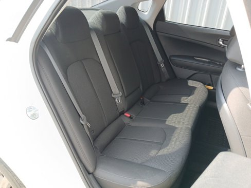 Used 2020 Kia Optima LX image 24