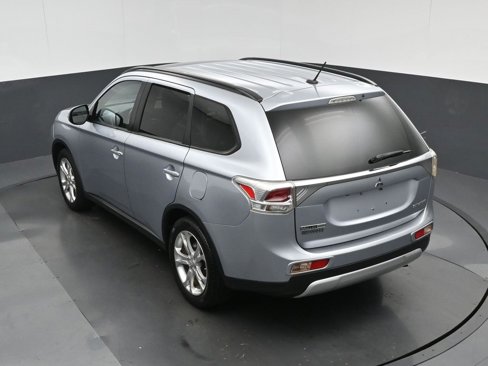 Used 2015 Mitsubishi Outlander SE image 67