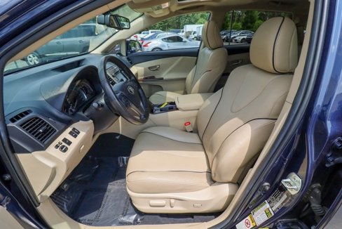 Used 2015 Toyota Venza Limited image 28