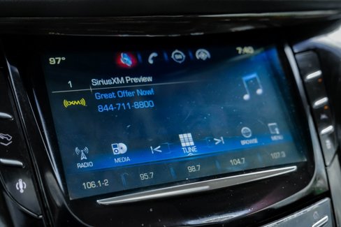 Used 2016 Cadillac Escalade Luxury image 30