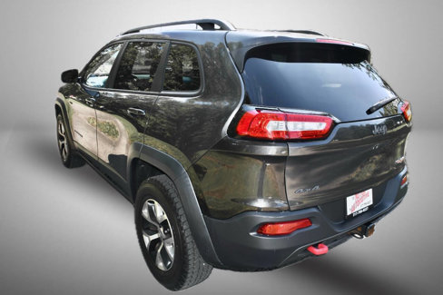 Used 2016 Jeep Cherokee Trailhawk w/ Cold Weather Group image 4