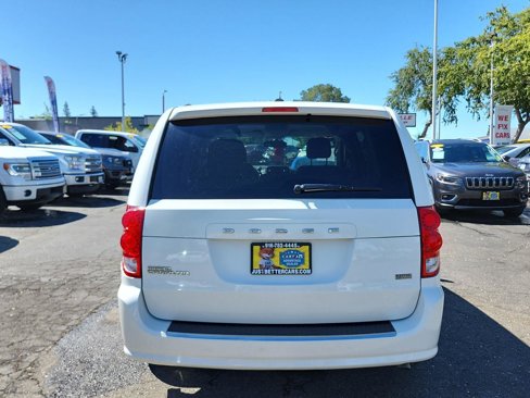 Used 2013 Dodge Grand Caravan SE image 11