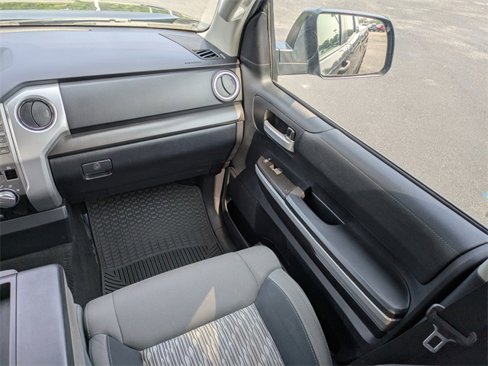 Used 2018 Toyota Tundra SR5 image 17