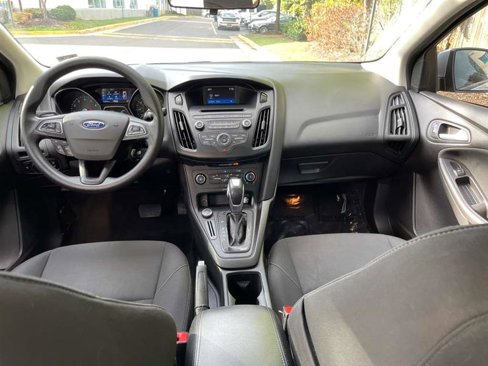 Used 2015 Ford Focus SE image 47