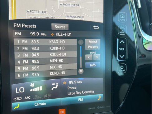 Used 2019 Toyota Prius Limited image 31