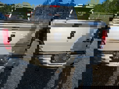 Used 2018 RAM 1500 Express w/ Express Value Package image 4