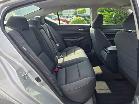 Used 2022 Nissan Altima 2.5 SV image 40