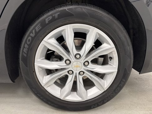 Used 2023 Chevrolet Malibu LT image 32