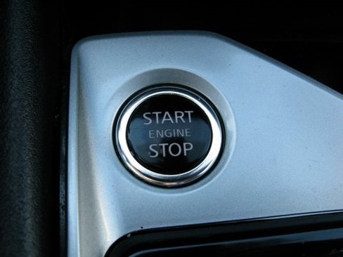 Used 2024 Nissan Altima 2.5 SV image 18